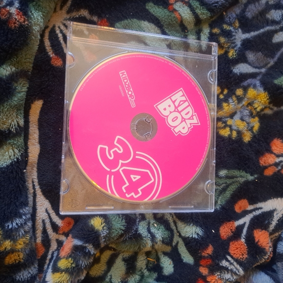 Kids bop CD 💿 - Picture 1 of 3